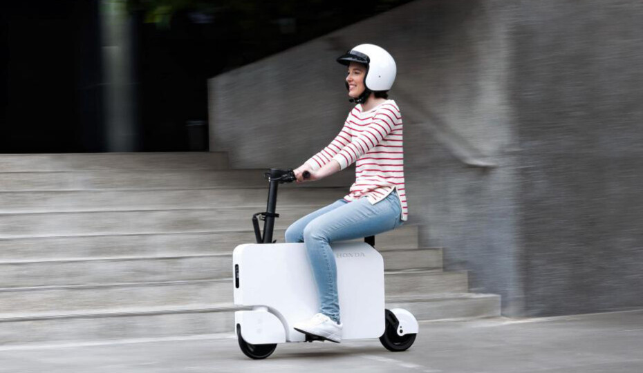 Honda’s New Motocompacto Is A Foldable E-Scooter For $995
